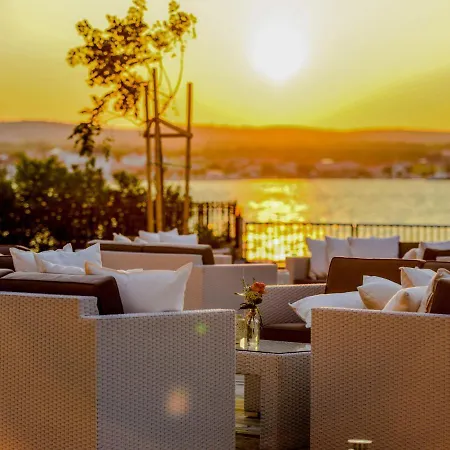 Sunset-5 By Interhome